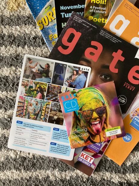 Časopis gate 6ks, karta a cd, 