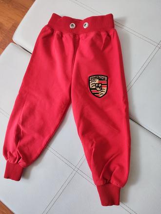 Tepláky porsche, 74