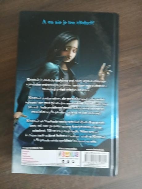 Derek landy - detektív kostlivec žezlo prastarých,