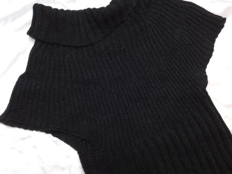 Pekny pleteny predlzeny pulover/vesta, 36