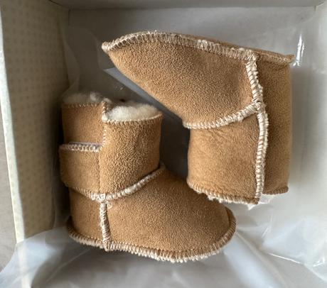 Hrejivé čižmičky z pravej kože a kožušiny, 17