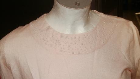 Marhuľový jemnučký pulover s jemnými korálikmi, reserved,l