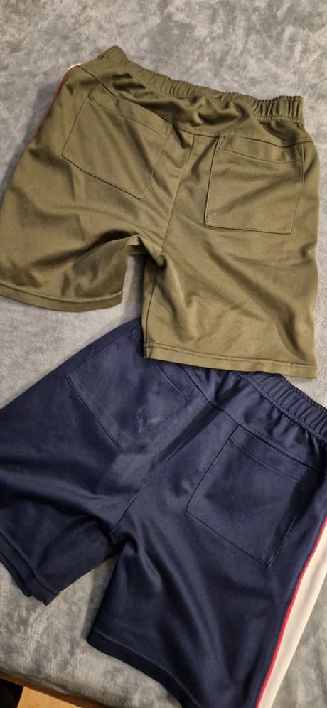 2 kraťasy, kenvelo,146
