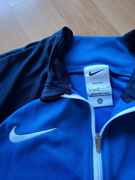 Športová mikina, nike,152