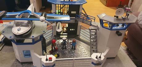 Playmobil policajti, 