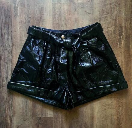 Trendy lesklé kraťasy, s