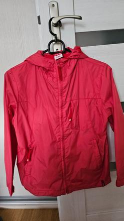 Bunda proti vetru, s.a.m.,134