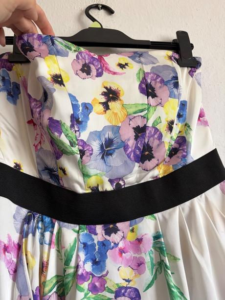 Hm fialky sirotky satenove prekrasne korzetove sat, h&m,40