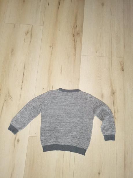 Krásny svetrík, 98