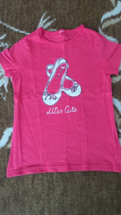 Tričko s topánočkami, 104