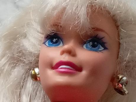 Barbie cut and style 1994,