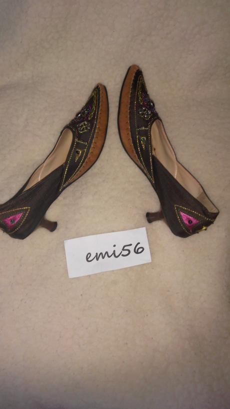 3140. príležitostné topánky, 39