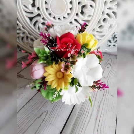 Voňavé mydlové kytice,