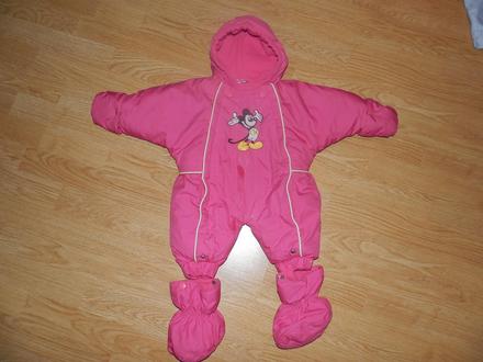 Zimny hruby overal s rukavicami a papučkami, 68