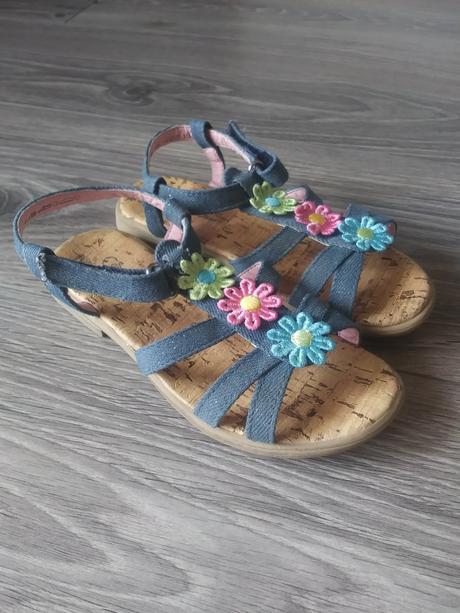 Sandálky, cupcake,29