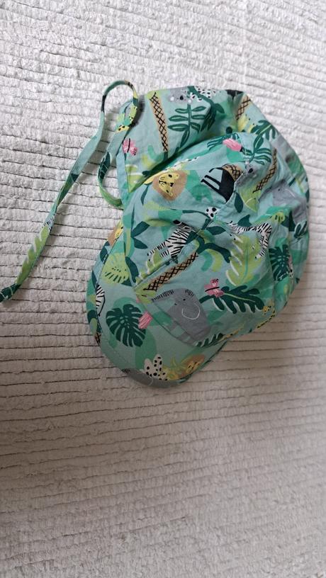 Lindex šiltovka s uv ochranou, lindex,44