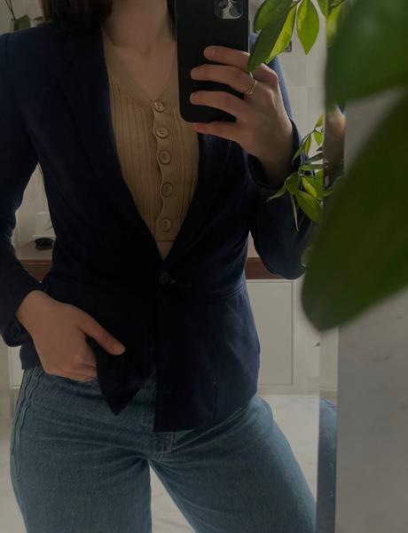 Tmavomodré dámske sako, s
