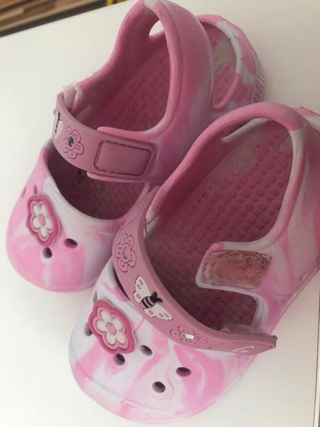 Gumené sandálky, 22