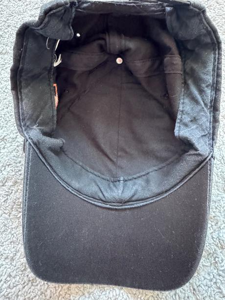 Šiltovka reserved, reserved,54