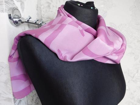 Kvalitny hodvabny šal, l