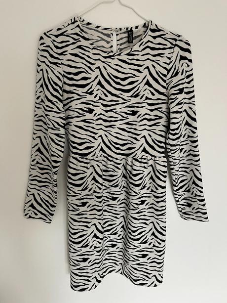 Hm elegantné basic áčkové jarné zebrové šaty s dlh, h&m,m