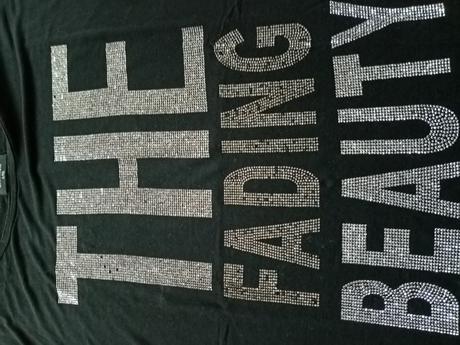 Tričko s trblietavým nápisom, l