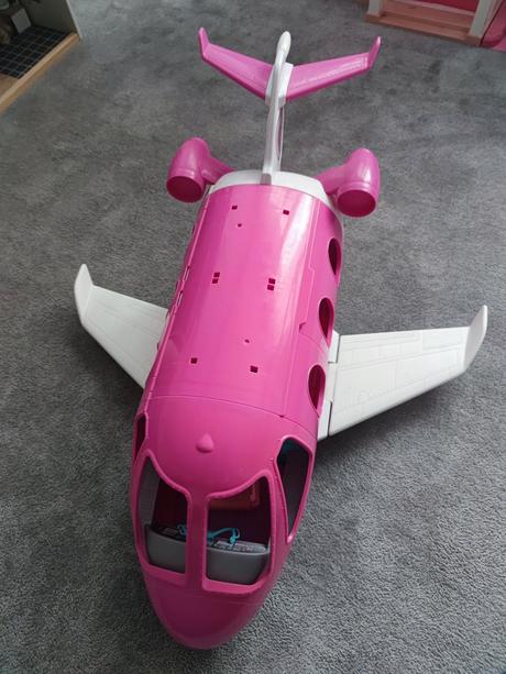 Barbie lietadlo, 