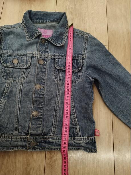 Rifľová bunda, tik & tak,116