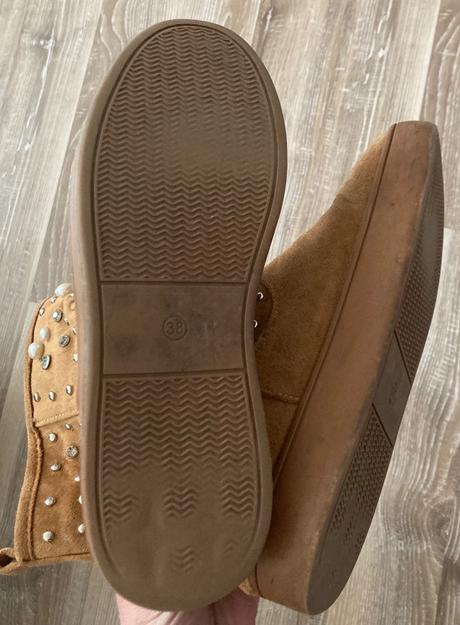 Dámske snehule/čižmičky s perlami, 38