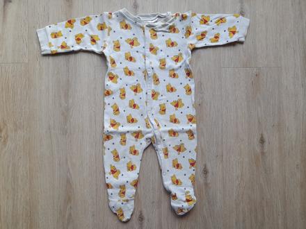 Darujem pyžamo s mackom poo, h&m,62