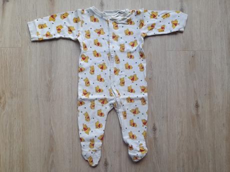 Darujem pyžamo s mackom poo, h&m,62