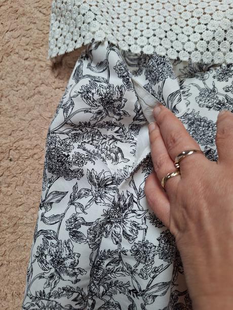 Spoločenské šaty, 34