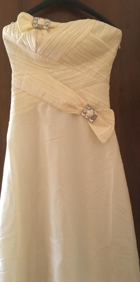 Dlhé spoločenské šaty ivory, 38