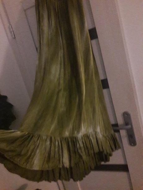 Zara satenova sukna, zara,s