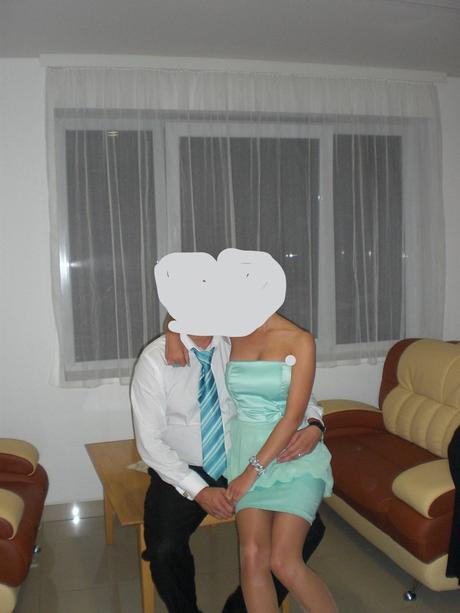 Spolocenske saty, 36