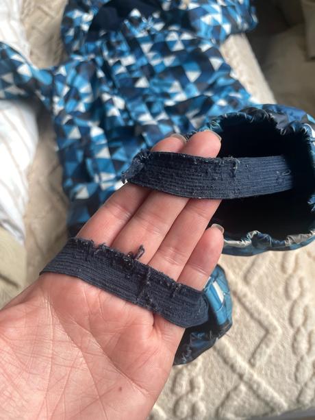 Overal s kapucňou, tchibo,98