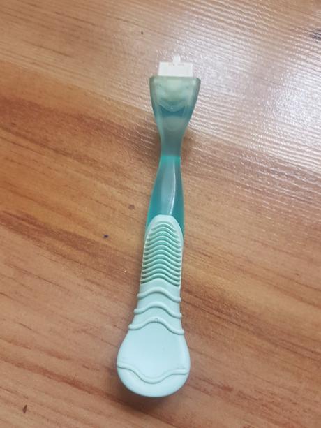 Rúčka na holenie gilette venus, 