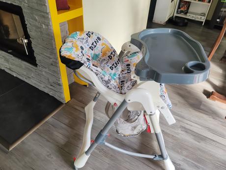 Caretero jedálenská stolička, caretero