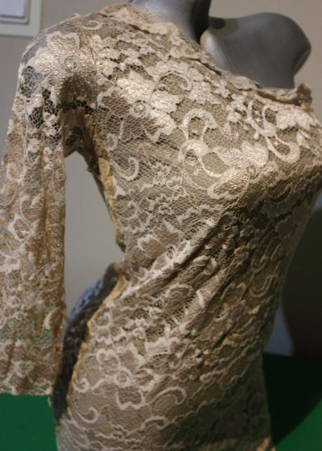 Anglicke cipkovane saty, m