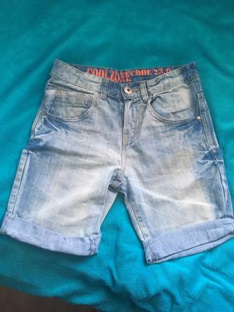 Chlapčenské kraťasy, takko,152