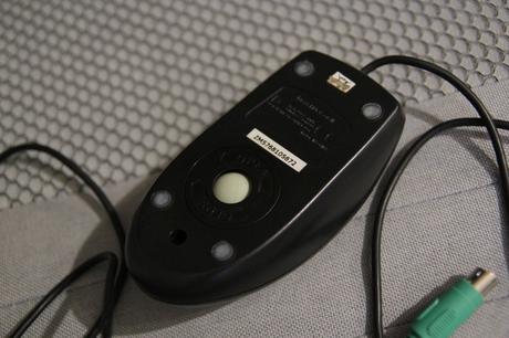 Retro počítačová myš genius netscroll - ps/2, genius