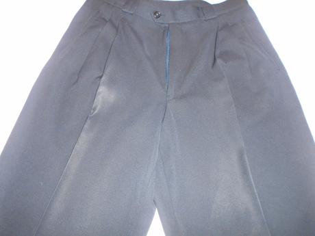 Ponúkam pánske elegantné nohavice, 46