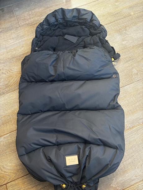 Bjallra fusak a rukavice, bjällra