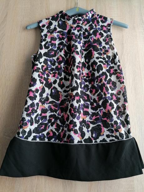 Pružný top, next,s