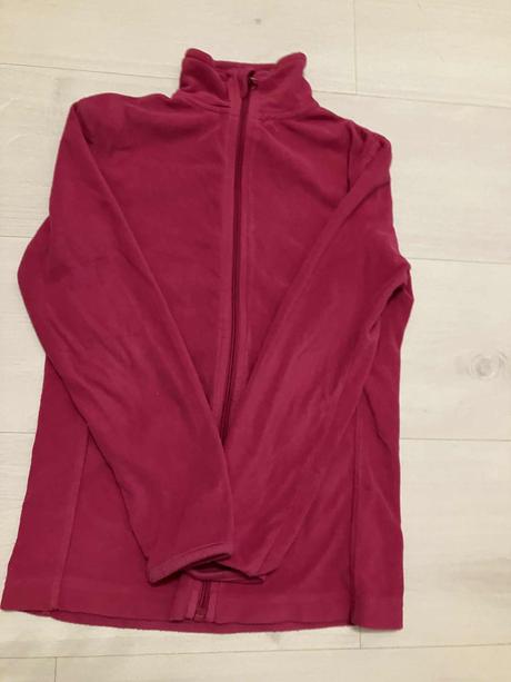 Vetrovka, reserved,146