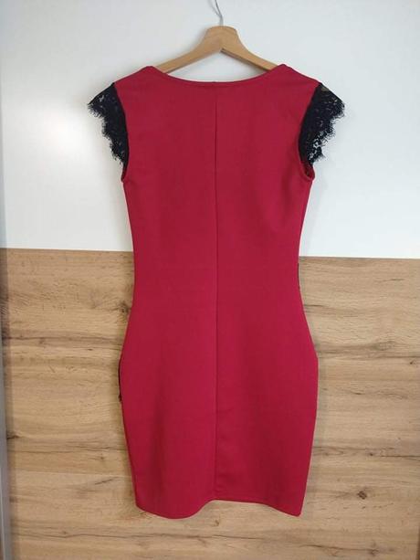 Šaty s čipkou spoločenské, bonprix,34