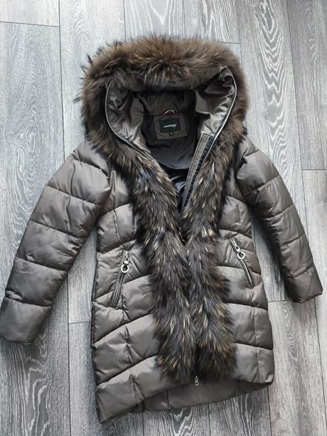 Zimna paperova bunda s bohatou pravou kozusinou, m