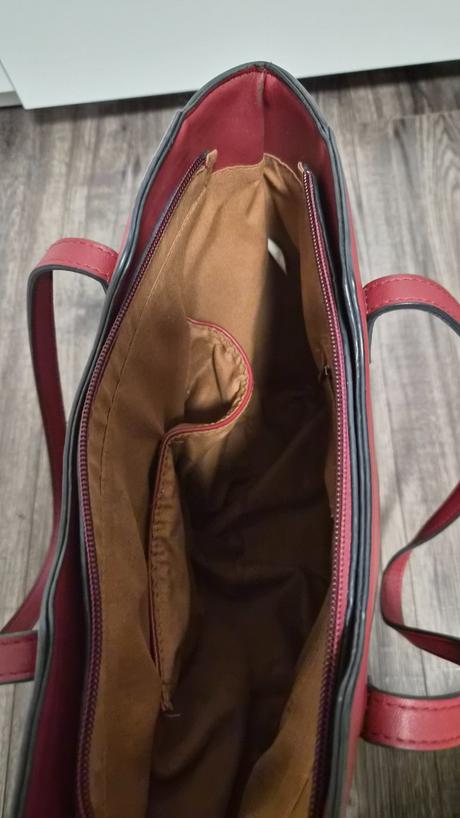 Bordova kabelka, lara bags