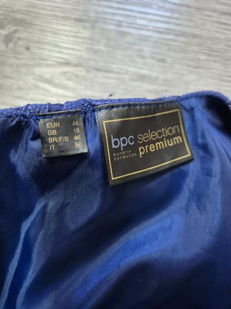 Šaty púzdrové poštovné v cene, bonprix,44