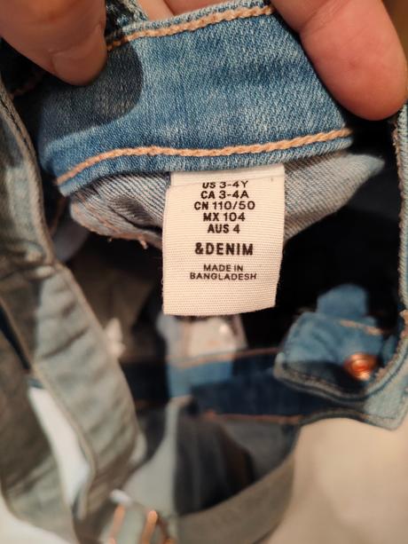 Bledomodré rifle na traky, h&m,104